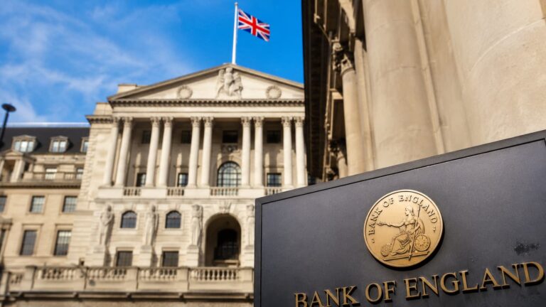 Cómo operar anuncios del Banco de Inglaterra (BoE)